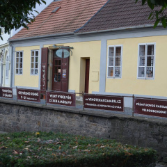 Fotografie k článku "vinoteka14"